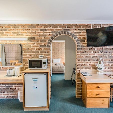 Settlers Motor Inn Tenterfield Dış mekan fotoğraf