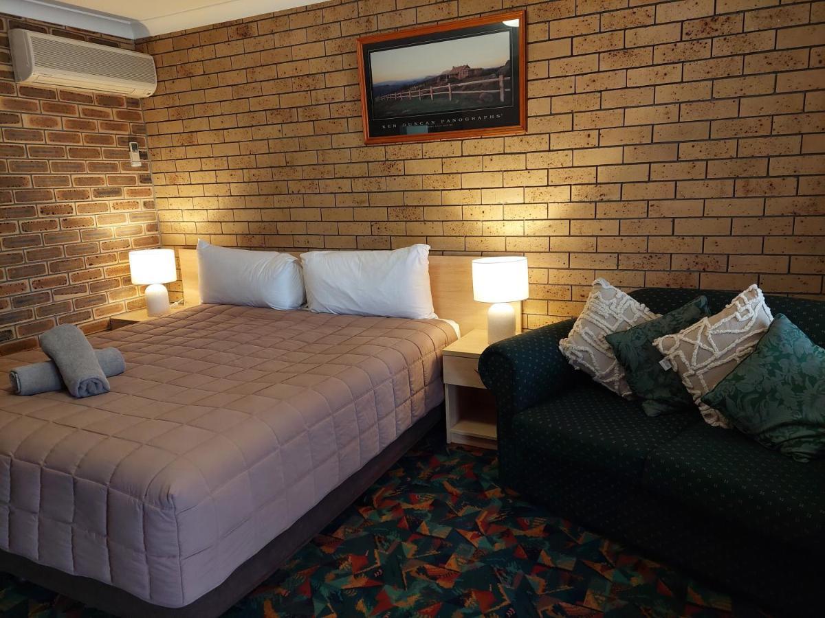 Settlers Motor Inn Tenterfield Dış mekan fotoğraf