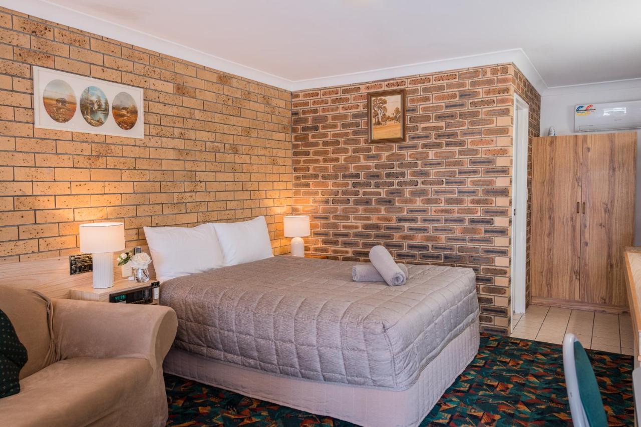 Settlers Motor Inn Tenterfield Dış mekan fotoğraf