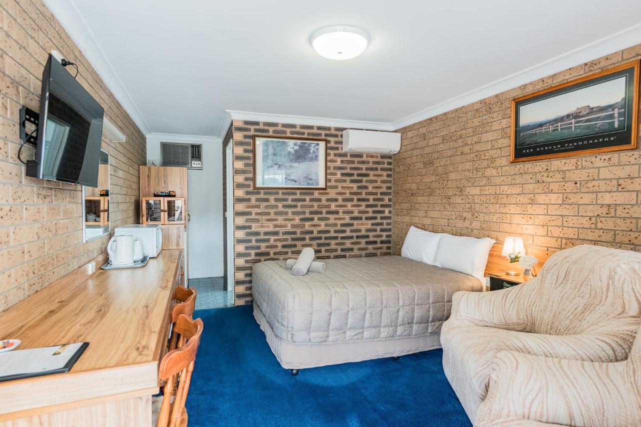 Settlers Motor Inn Tenterfield Dış mekan fotoğraf